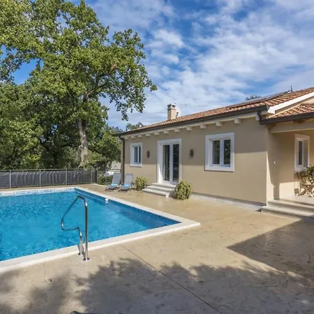 Terezija By Interhome * Tinjan